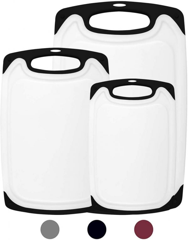 HOMWE Kitchen Cutting Board (3-Piece Set) | Juice Grooves w/Easy-Grip Handles | BPA-Free, Non-Porous, Dishwasher Safe | Multiple Sizes (Set of Three, Black)